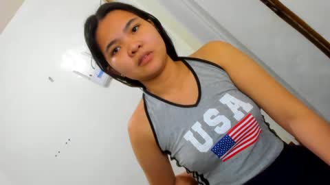 Snapshot of clarita_moore1000 chatting on March 11, 12:54 am Rita online show from March 11, 12:54 am