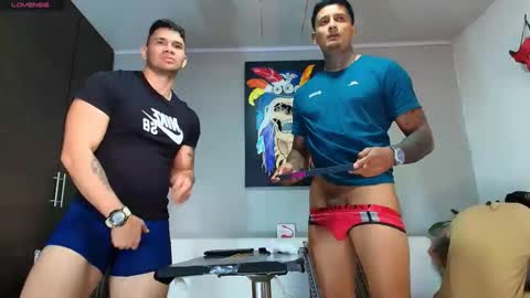 Juanpaindependent model online show from December 6, 9:35 pm