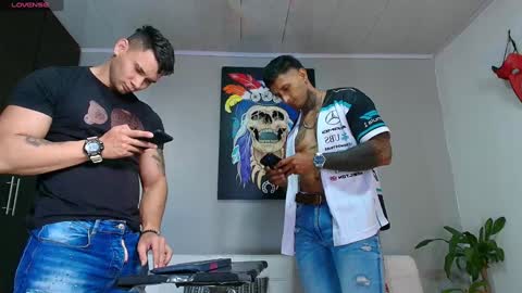 Juanpaindependent model online show from December 7, 7:43 pm