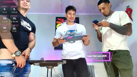 Juanpaindependent model online show from February 25, 2:00 pm