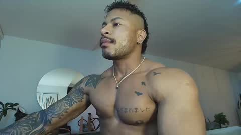 clark_strong online show from October 6, 8:06 pm