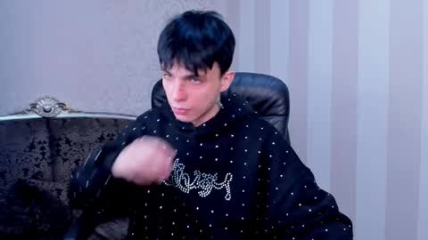 Clark online show from February 20, 8:42 pm