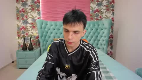 Clark online show from April 4, 7:06 am