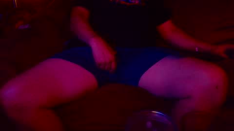 Snapshot of classycalcock chatting on June 25, 7:57 am ClassayCalCock online show from June 25, 7:57 am