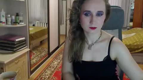 classyinna online show from September 17, 6:37 am