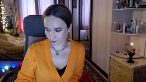 classyinna online show from February 24, 10:13 am