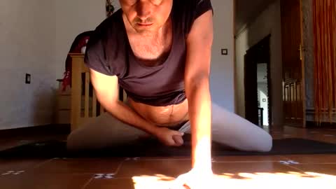 Snapshot of claudi779 chatting on October 18, 12:17 pm claudi779 online show from October 18, 12:17 pm