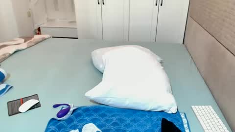 Snapshot of claudiacoxxx chatting on January 14, 11:27 pm claudiacoxxx online show from January 14, 11:27 pm