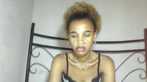 claudianne online show from April 16, 1:23 pm