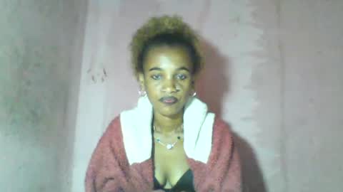 claudianne online show from June 15, 7:05 pm