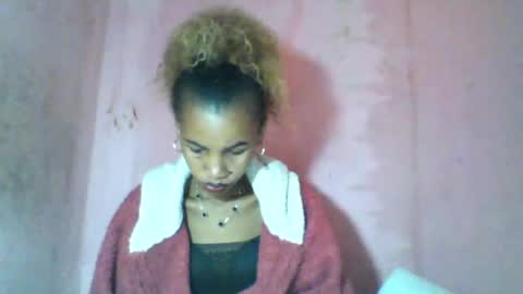 claudianne online show from June 18, 4:13 am
