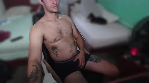 Snapshot of claudivando chatting on February 13, 10:22 am Claudio online show from February 13, 10:22 am