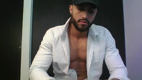 Clay online show from April 4, 3:20 pm