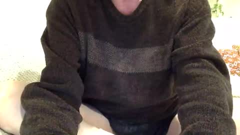 Snapshot of cleancutjake chatting on February 24, 5:05 am cleancutjake online show from February 24, 5:05 am