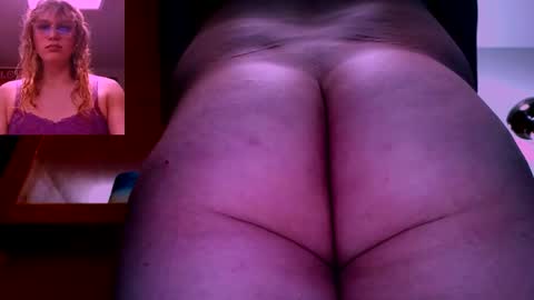 clemie32677 online show from December 18, 9:32 pm