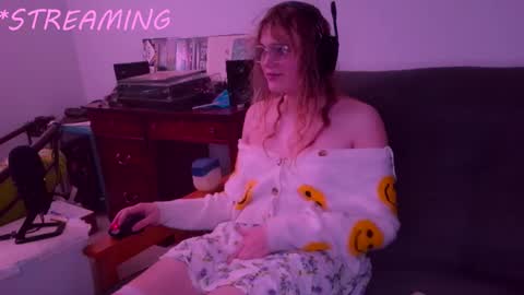 clemie32677 online show from January 17, 6:29 am