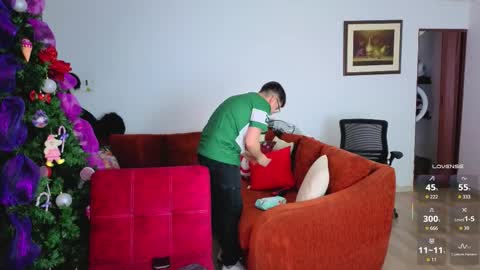 Cleo  Ariel  Jade  and Ace  online show from December 21, 2:02 pm