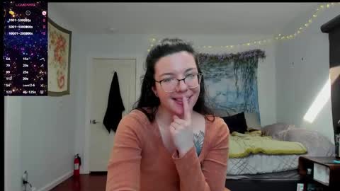 Cleo Schedule Updates online show from February 18, 10:47 pm