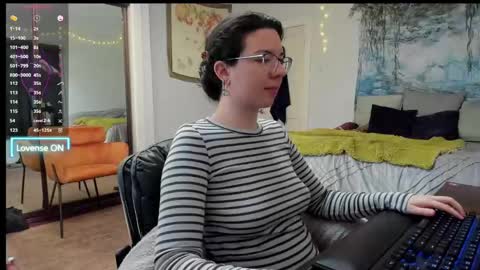 Cleo Schedule Updates online show from February 20, 11:21 pm