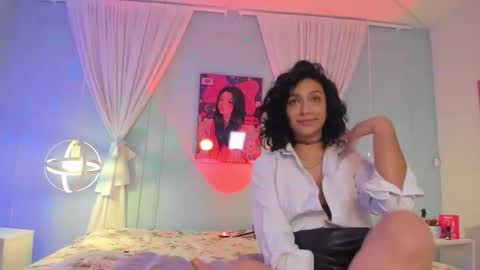 Cleo  online show from March 9, 11:58 am