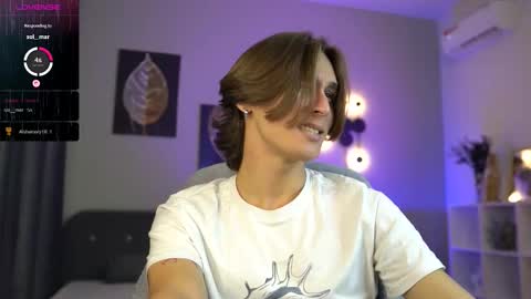 Cleo online show from October 2, 8:32 am