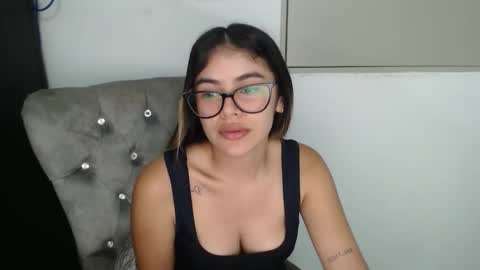 cleo  dani online show from April 14, 7:20 pm