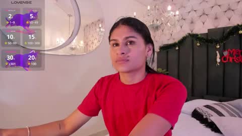 Cleopatra online show from January 3, 7:39 pm