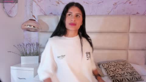 Cleopatra online show from February 3, 6:49 pm