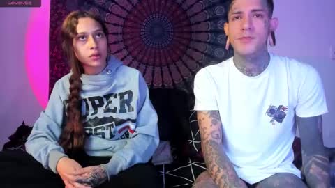 Snapshot of cleosexxx chatting on February 19, 5:47 am cleo y maikol online show from February 19, 5:47 am