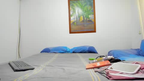 cleowhite_ online show from October 20, 5:35 pm