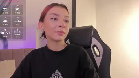 cleowhite_ online show from March 1, 10:01 pm