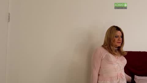 SecretSissyLv online show from January 17, 1:32 am