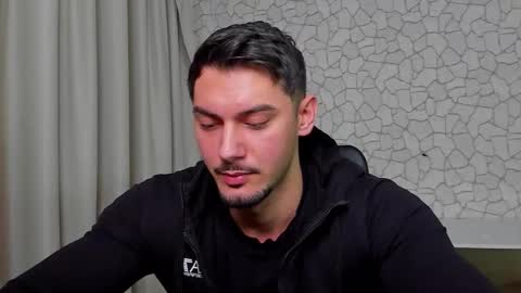 Snapshot of clintmasterss chatting on January 18, 6:17 am ClintMasterss online show from January 18, 6:17 am