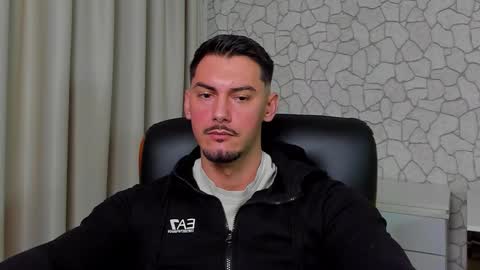 Snapshot of clintmasterss chatting on February 1, 6:23 am ClintMasterss online show from February 1, 6:23 am