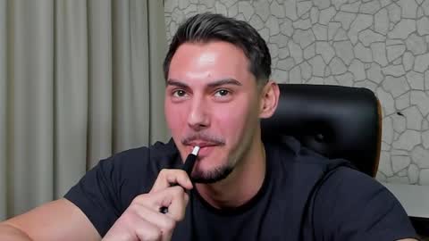 ClintMasterss online show from April 9, 6:19 am