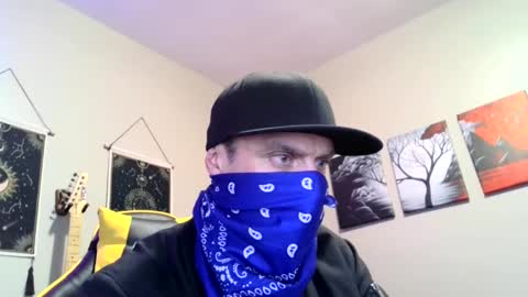 Snapshot of clintwood12 chatting on January 21, 3:15 am chad online show from January 21, 3:15 am