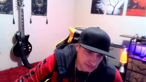 Snapshot of clintwood12 chatting on January 27, 3:37 am chad online show from January 27, 3:37 am