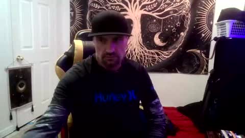 Snapshot of clintwood12 chatting on September 17, 9:55 am chad online show from September 17, 9:55 am