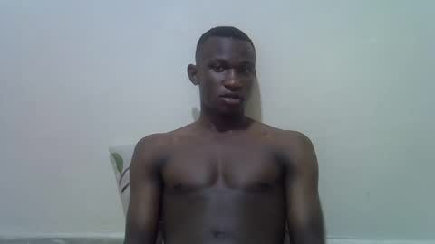 Snapshot of clive_damian chatting on February 2, 10:41 pm clive_damian online show from February 2, 10:41 pm