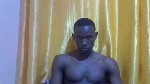 Snapshot of clive_damian chatting on February 18, 2:35 pm clive_damian online show from February 18, 2:35 pm