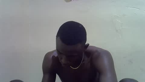 clive_damian online show from March 18, 7:11 am