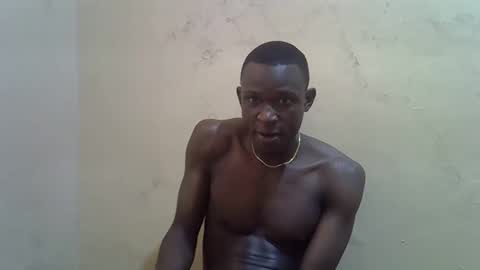 clive_damian online show from April 10, 11:48 am