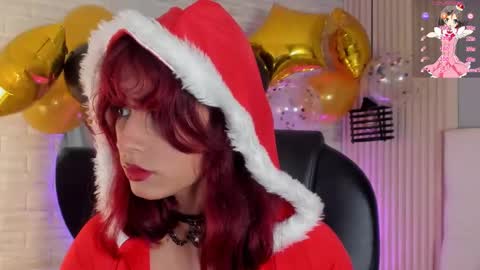 Snapshot of cloe__hills chatting on December 7, 12:02 pm Cloe online show from December 7, 12:02 pm