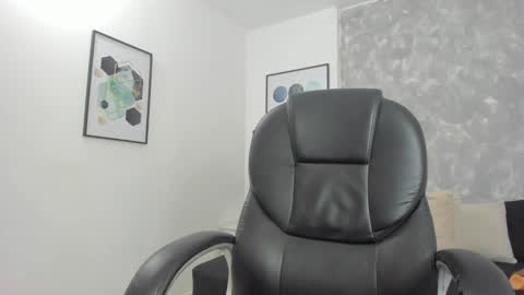 Cloe  online show from December 5, 12:52 am