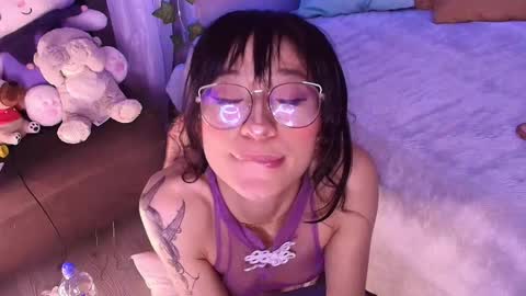 Cloe Leeee online show from December 20, 6:42 am