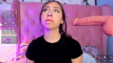 Cloe  online show from January 12, 8:36 pm