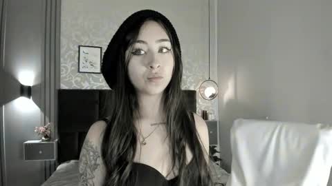 Cloe  online show from February 23, 11:36 pm