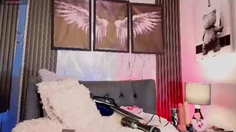 Snapshot of cloee_cameron chatting on June 11, 3:04 am cloee_cameron online show from June 11, 3:04 am