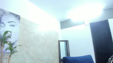 CLOE online show from November 20, 11:21 am