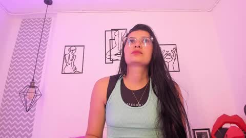 Snapshot of cloehonney chatting on September 11, 6:52 pm cloe online show from September 11, 6:52 pm